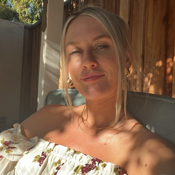 Meet your Posher, Shannon, CEO at La Noire - Picture 3 of 12